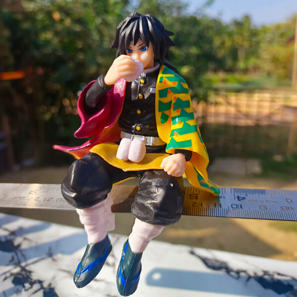 Giyu Tomioka Sitting 15CM